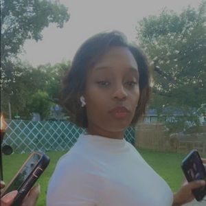 Meet your Posher, Jazmin